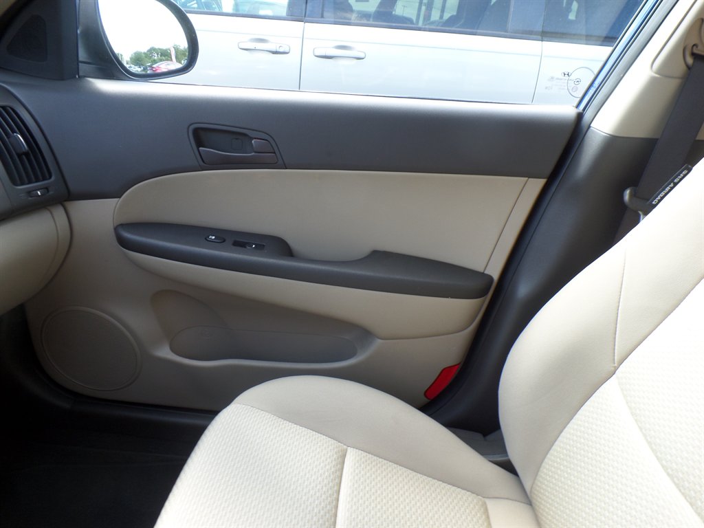 2012 Hyundai Elantra Touring GLS - Photo 12