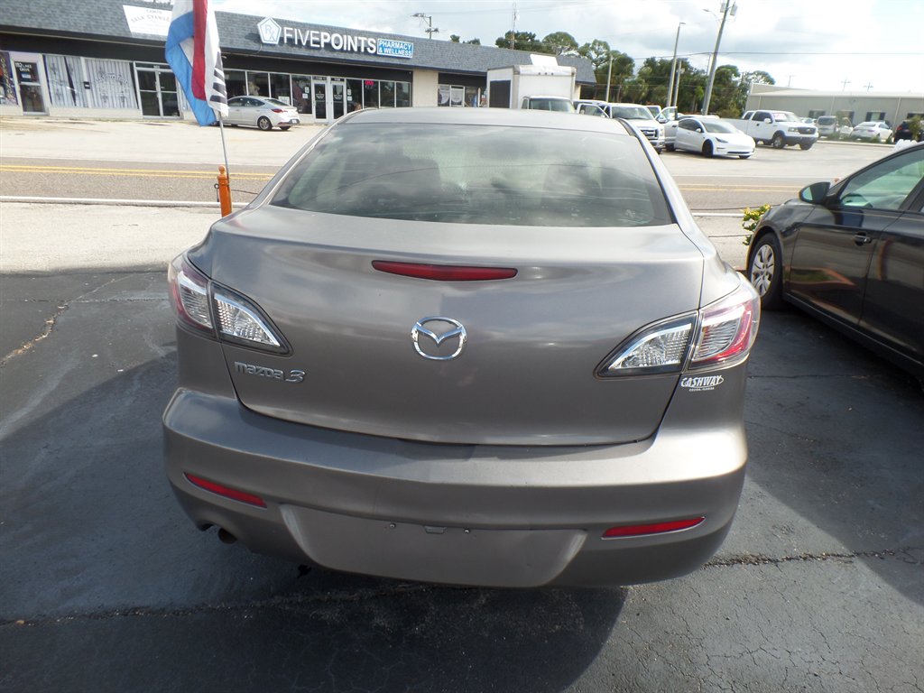 Mazda Mazda3 photo 7