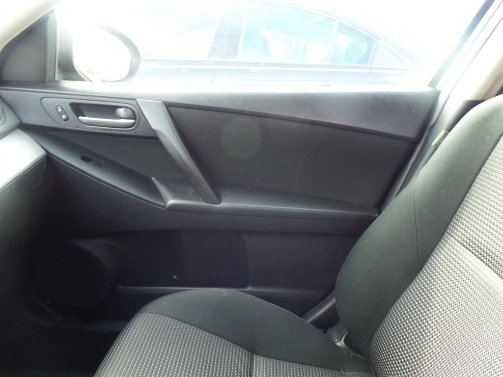 Mazda Mazda3 photo 10