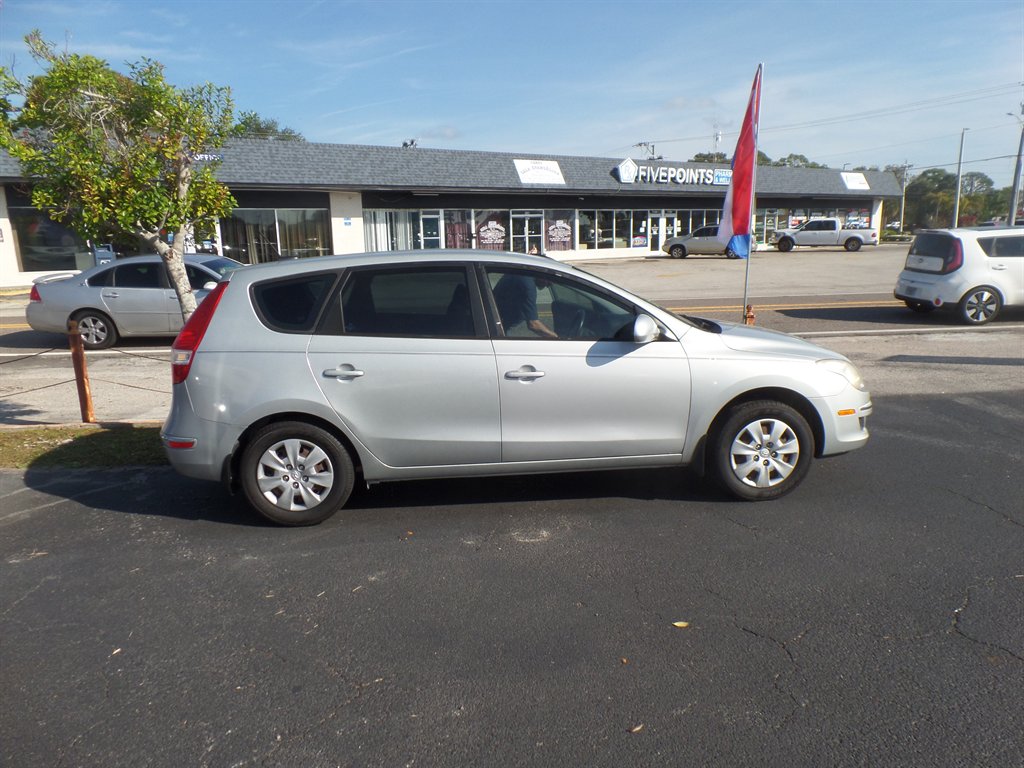 2010 Hyundai Elantra Touring GLS